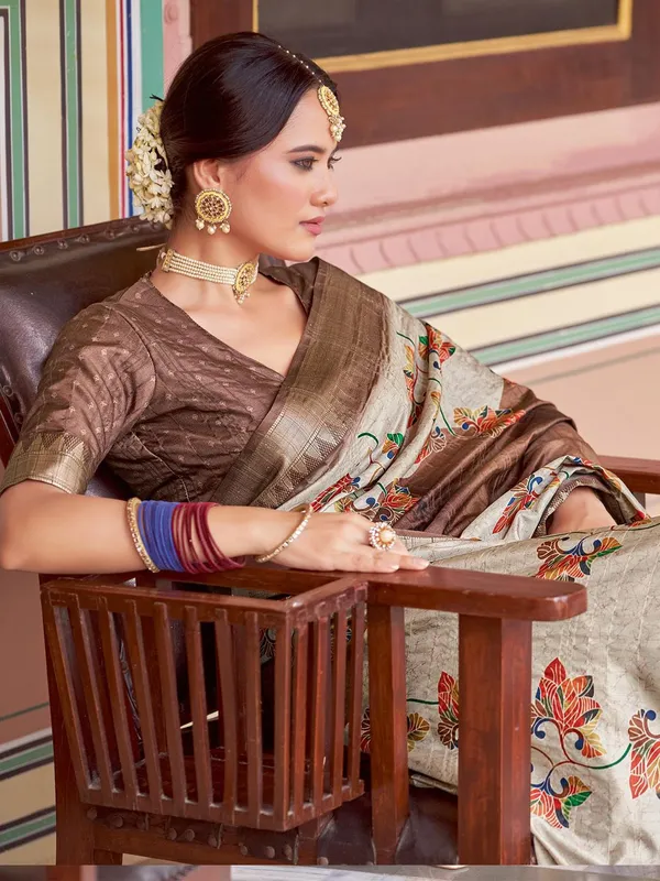 Grey_&_Brown_Rajgharana_Kalamkari_Woven_Design_Saree_For_Women_|_With_Unstitched_Blouse