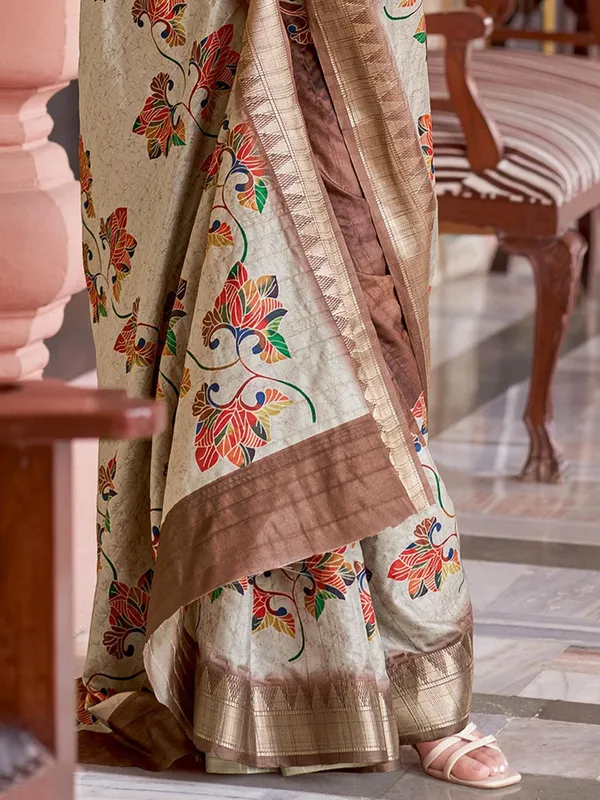 Grey_&_Brown_Rajgharana_Kalamkari_Woven_Design_Saree_For_Women_|_With_Unstitched_Blouse