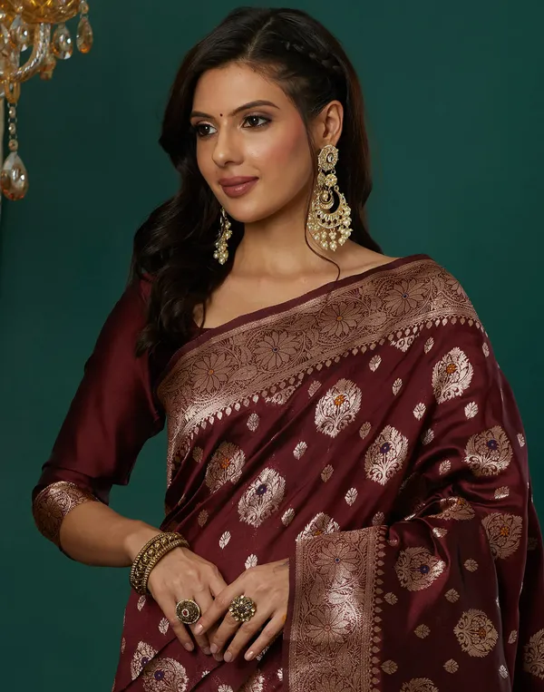 Maroon_Elegant_Silk_Blend_Banarasi_Saree_With_Unstitched_Blouse_Piece