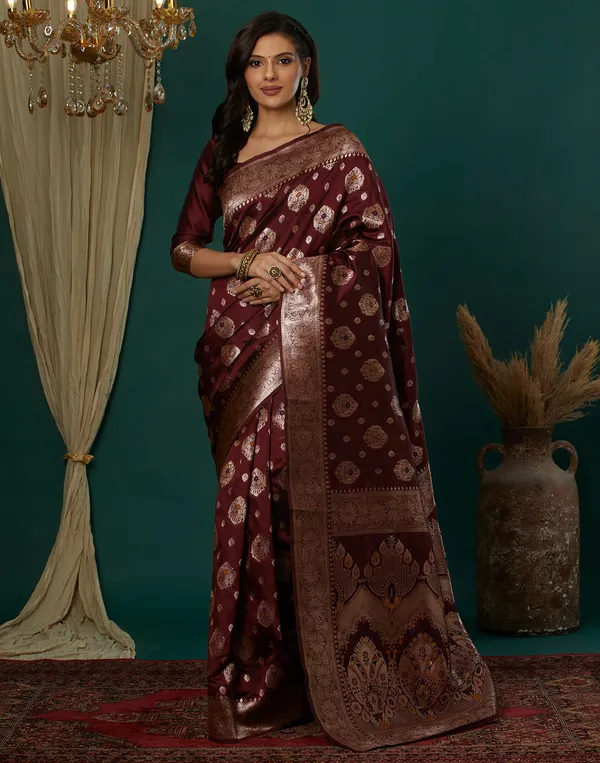 Maroon_Elegant_Silk_Blend_Banarasi_Saree_With_Unstitched_Blouse_Piece