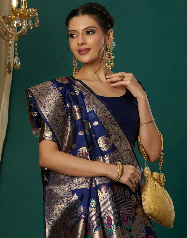 Navy_Blue_Elegant_Silk_Blend_Banarasi_Saree_With_Unstitched_Blouse_Piece