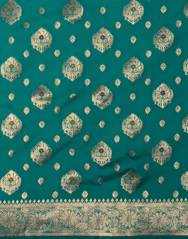 Rama_Elegant_Silk_Blend_Banarasi_Saree_With_Unstitched_Blouse_Piece