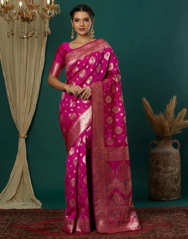 Pink_Elegant_Silk_Blend_Banarasi_Saree_With_Unstitched_Blouse_Piece