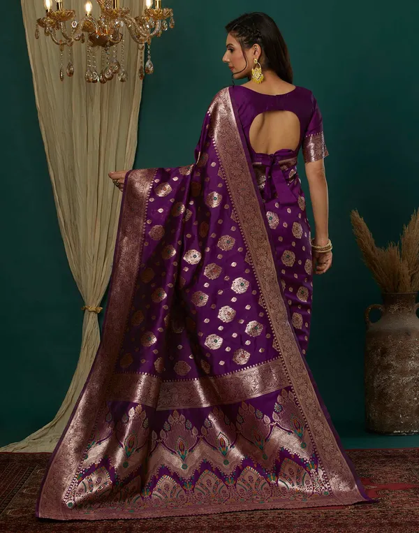 Wine_Elegant_Silk_Blend_Banarasi_Saree_With_Unstitched_Blouse_Piece