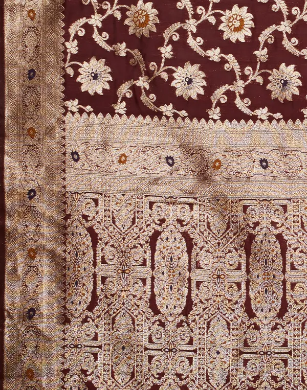 Maroon_Elegant_Silk_Blend_Kanjeevaram_Saree_With_Unstitched_Blouse_Piece