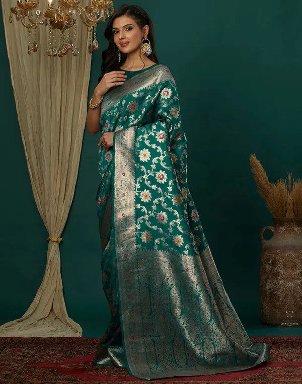Rama_Elegant_Silk_Blend_Kanjeevaram_Saree_With_Unstitched_Blouse_Piece