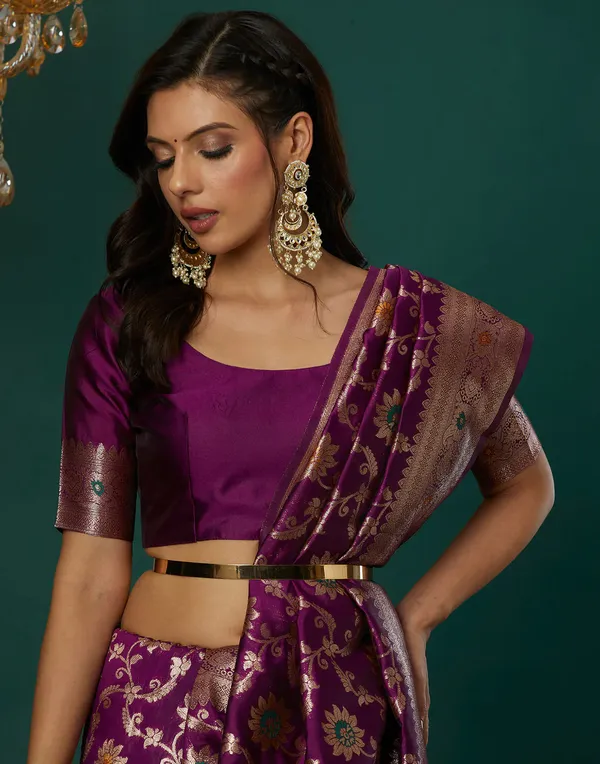Wine_Elegant_Silk_Blend_Kanjeevaram_Saree_With_Unstitched_Blouse_Piece
