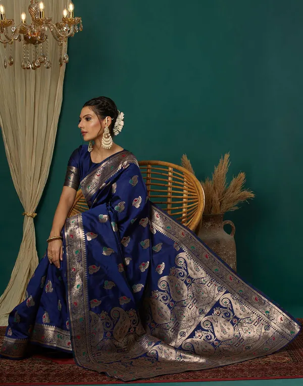 Navy_Blue_Silk_Blend_Baluchari_Saree_With_Unstitched_Blouse_Piece