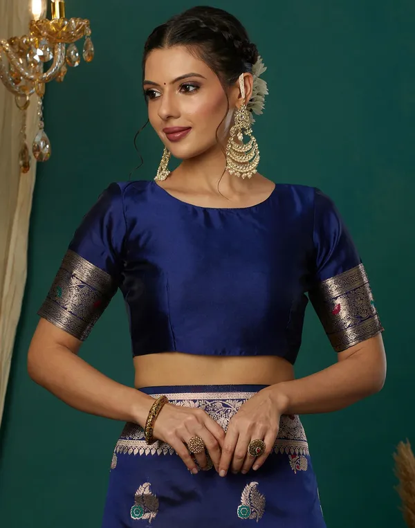 Navy_Blue_Silk_Blend_Baluchari_Saree_With_Unstitched_Blouse_Piece