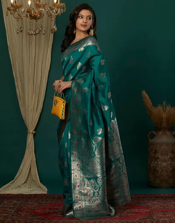 Rama_Elegant_Silk_Blend_Baluchari_Saree_With_Unstitched_Blouse_Piece