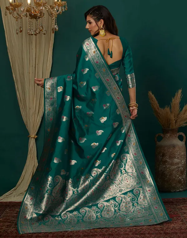 Rama_Elegant_Silk_Blend_Baluchari_Saree_With_Unstitched_Blouse_Piece