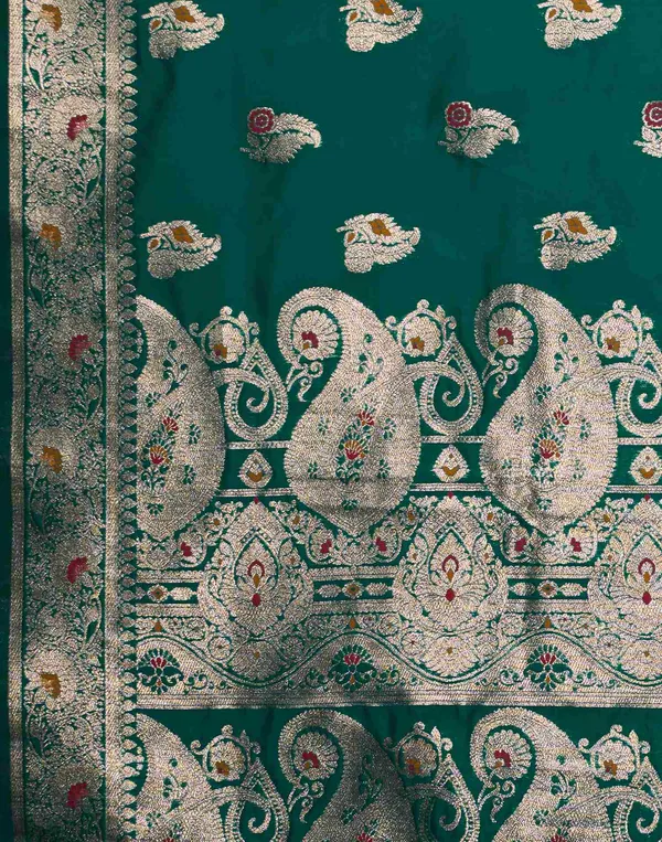 Rama_Elegant_Silk_Blend_Baluchari_Saree_With_Unstitched_Blouse_Piece