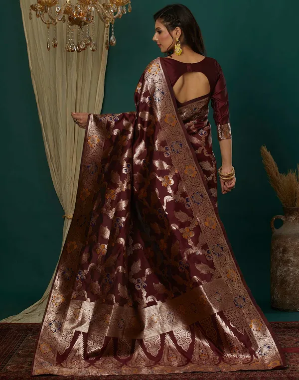 Maroon_Elegant_Silk_Blend_Maheshwari_Saree_With_Unstitched_Blouse_Piece