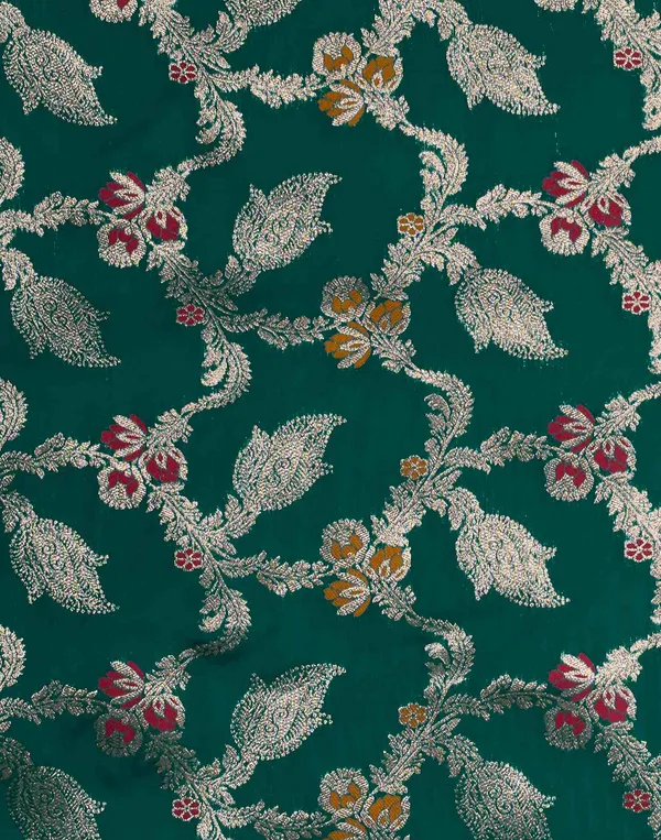 Rama_Elegant_Silk_Blend_Maheshwari_Saree_With_Unstitched_Blouse_Piece