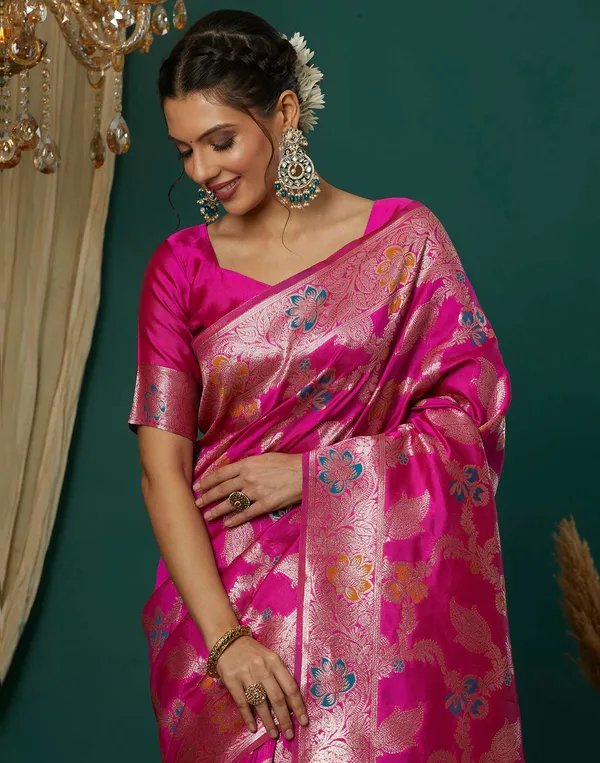 Pink_Elegant_Silk_Blend_Maheshwari_Saree_With_Unstitched_Blouse_Piece