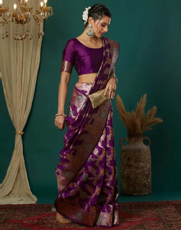 Wine_Elegant_Silk_Blend_Maheshwari_Saree_With_Unstitched_Blouse_Piece