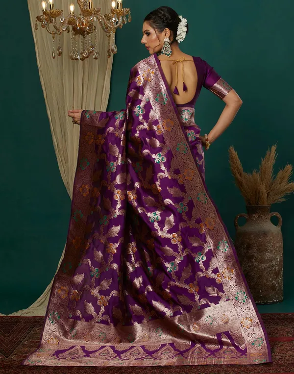 Wine_Elegant_Silk_Blend_Maheshwari_Saree_With_Unstitched_Blouse_Piece