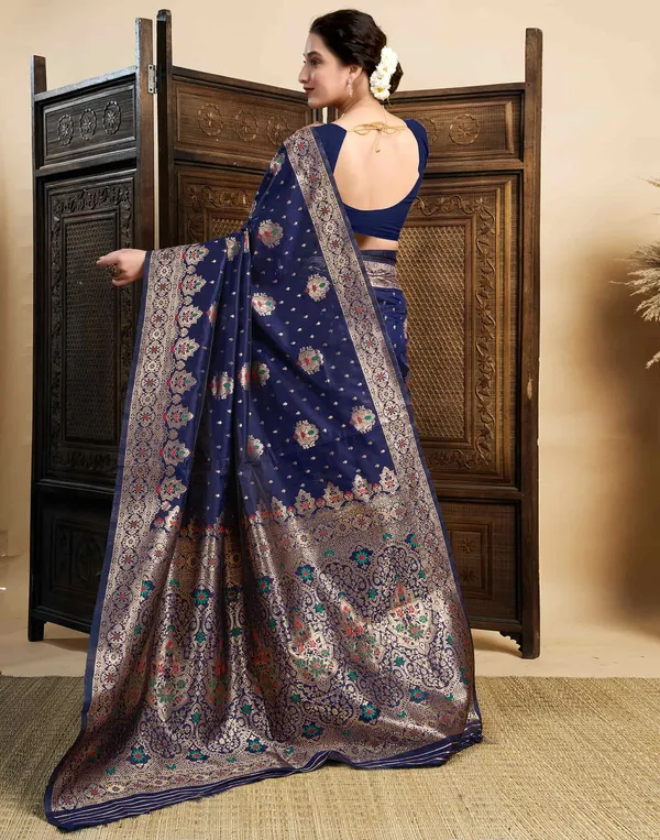 Navy_Blue_Silk_Blend_Banarasi_Saree_With_Unstitched_Blouse_Piece