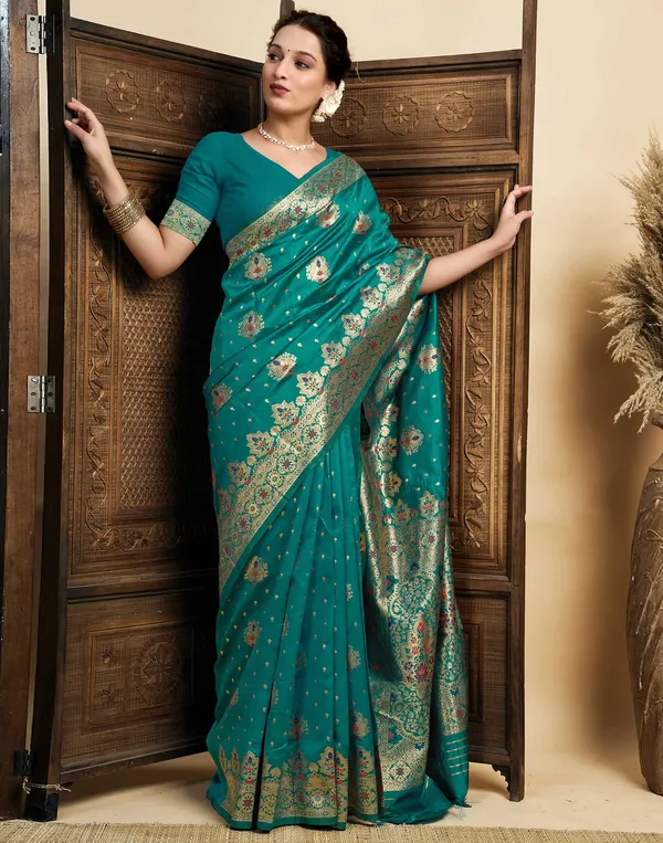 Rama_Silk_Blend_Banarasi_Saree_With_Unstitched_Blouse_Piece