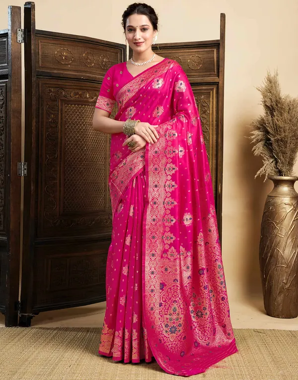 Pink_Silk_Blend_Banarasi_Saree_With_Unstitched_Blouse_Piece