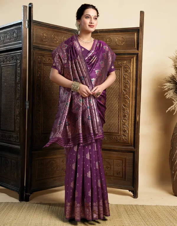 Wine_Elegant_Silk_Blend_Banarasi_Saree_With_Unstitched_Blouse_Piece
