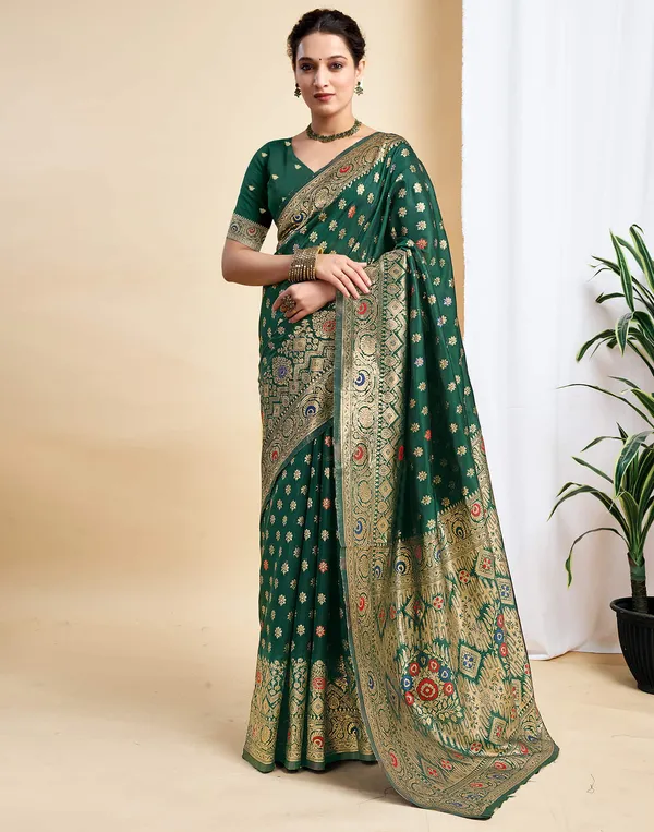 Dark_Green_Silk_Blend_Kanjeevaram_Saree_With_Unstitched_Blouse_Piece