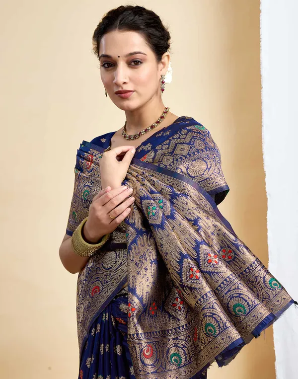 Navy_Blue_Silk_Blend_Kanjeevaram_Saree_With_Unstitched_Blouse_Piece