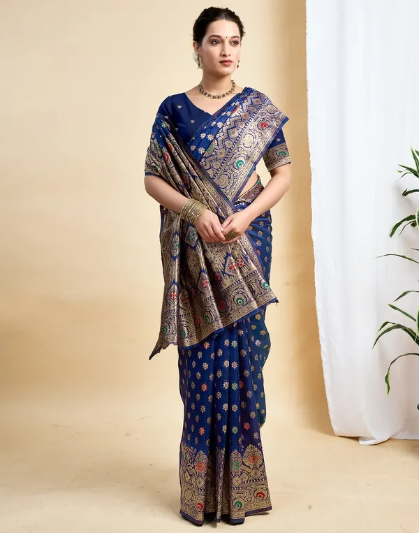 Navy_Blue_Silk_Blend_Kanjeevaram_Saree_With_Unstitched_Blouse_Piece