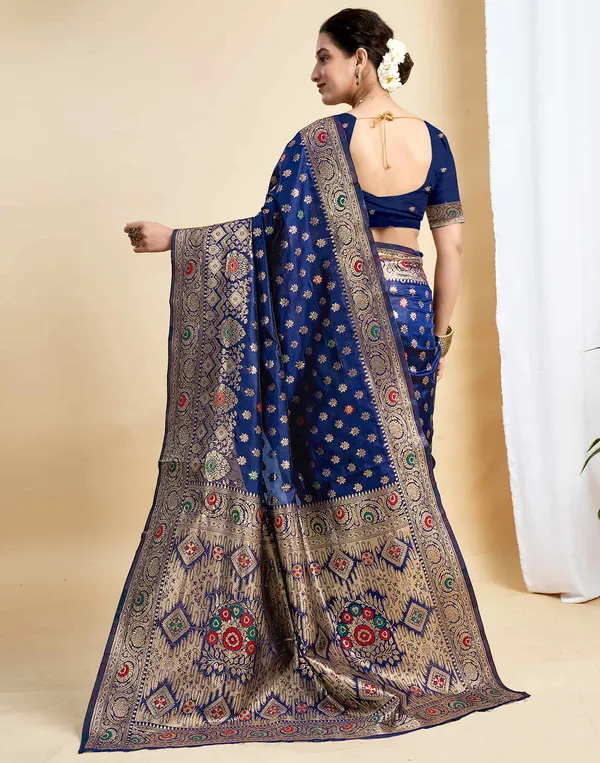 Navy_Blue_Silk_Blend_Kanjeevaram_Saree_With_Unstitched_Blouse_Piece