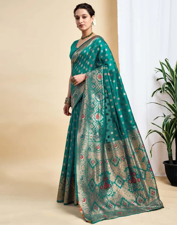 Rama_Silk_Blend_Kanjeevaram_Saree_With_Unstitched_Blouse_Piece