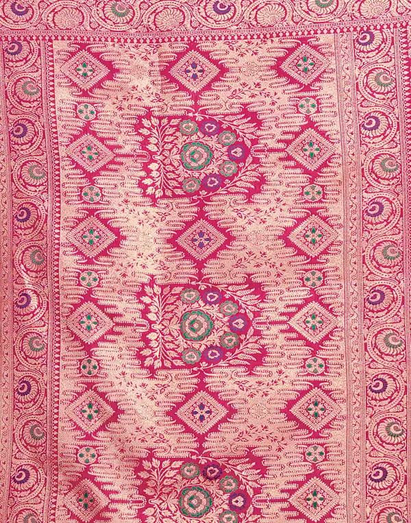 Pink_Silk_Blend_Kanjeevaram_Saree_With_Unstitched_Blouse_Piece
