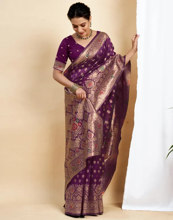 Wine_Silk_Blend_Kanjeevaram_Saree_With_Unstitched_Blouse_Piece