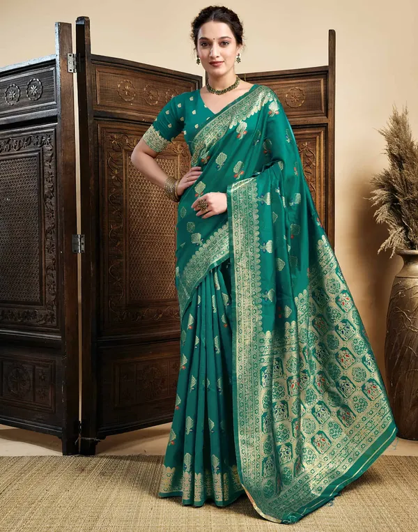 Rama_Silk_Blend_Baluchari_Saree_With_Unstitched_Blouse_Piece