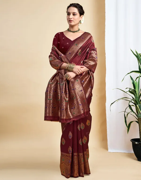 Maroon_Silk_Blend_Baluchari_Saree_With_Unstitched_Blouse_Piece