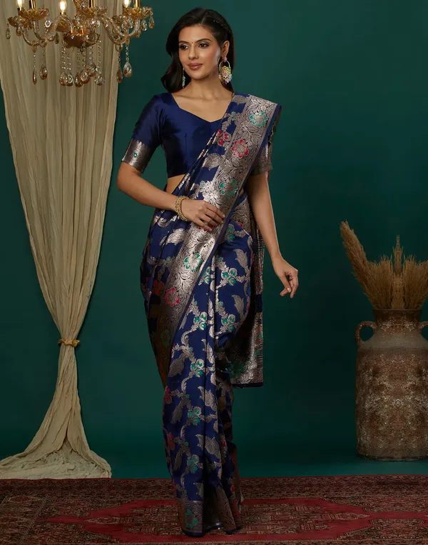 Navy_Blue_Elegant_Silk_Blend_Maheshwari_Saree_With_Unstitched_Blouse_Piece