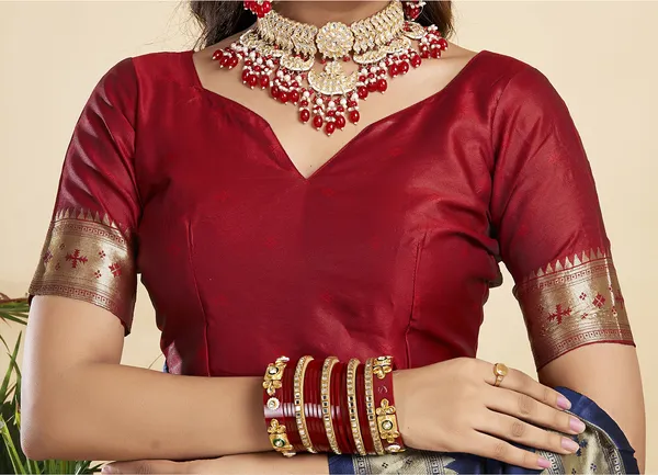 Navy_Blue_Luxurious_Silk_Blend_Paithani_Saree_With_Unstitched_Blouse_Piece