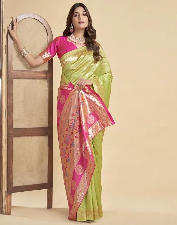 Lemon_Yellow_Silk_Blend_Paithani_Saree_With_Unstitched_Blouse_Piece