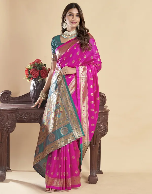 Pink_Silk_Blend_Paithani_Saree_With_Unstitched_Blouse_Piece