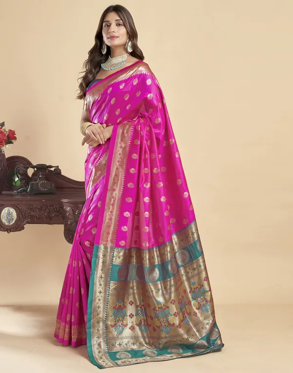 Pink_Silk_Blend_Paithani_Saree_With_Unstitched_Blouse_Piece