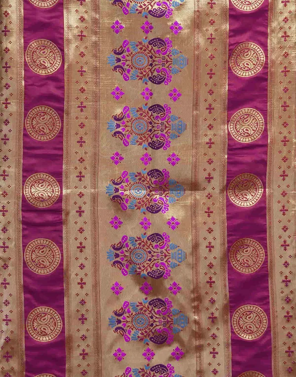 WINE_Silk_Blend_Paithani_Saree_With_Unstitched_Blouse_Piece