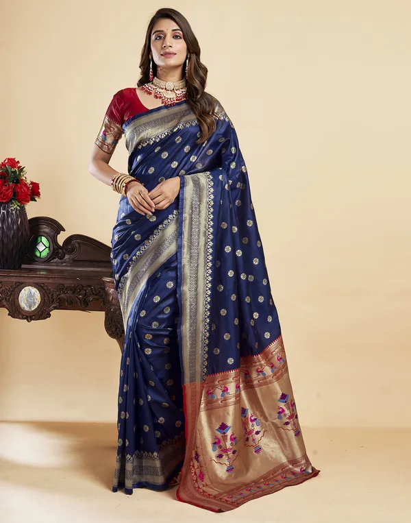 Navy_Blue_Silk_Blend_Paithani_Saree_With_Unstitched_Blouse_Piece