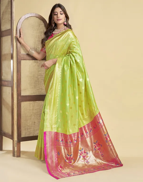 Lemon_Yellow_Elegant_Silk_Blend_Paithani_Saree_With_Unstitched_Blouse_Piece