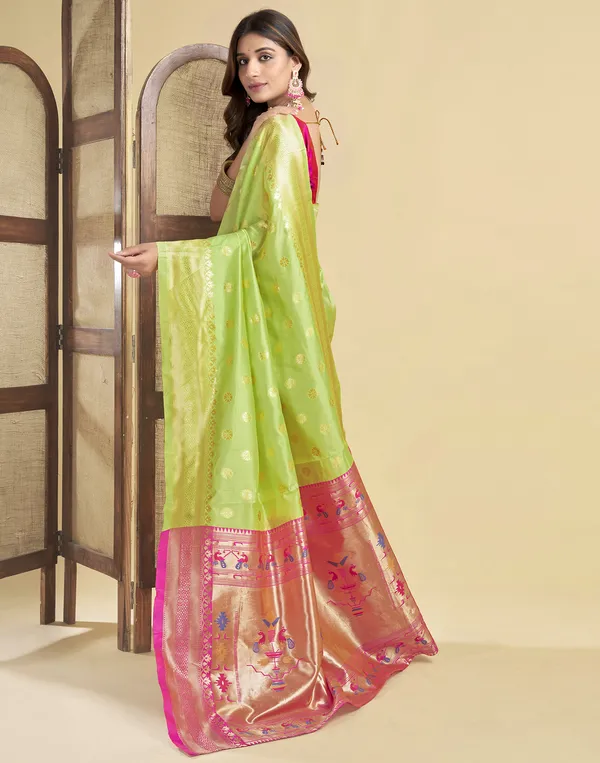 Lemon_Yellow_Elegant_Silk_Blend_Paithani_Saree_With_Unstitched_Blouse_Piece
