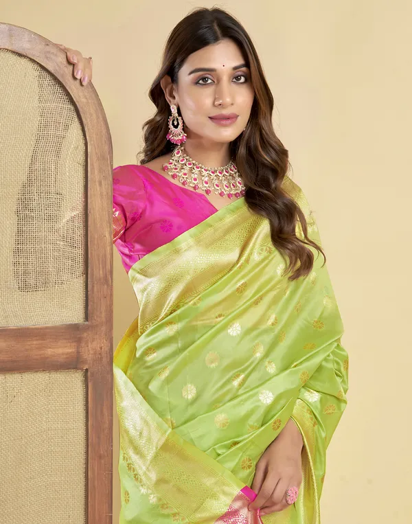 Lemon_Yellow_Elegant_Silk_Blend_Paithani_Saree_With_Unstitched_Blouse_Piece