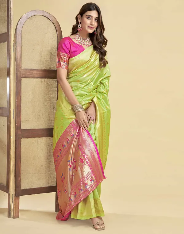 Lemon_Yellow_Elegant_Silk_Blend_Paithani_Saree_With_Unstitched_Blouse_Piece
