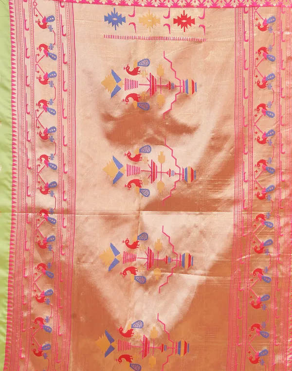 Lemon_Yellow_Elegant_Silk_Blend_Paithani_Saree_With_Unstitched_Blouse_Piece