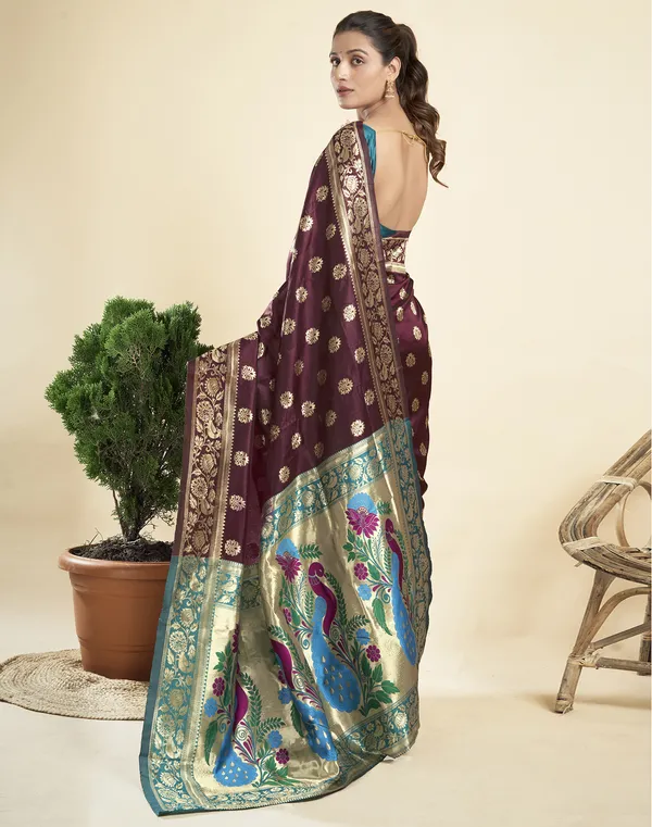 Maroon_Elegant_Silk_Blend_Paithani_Saree_With_Unstitched_Blouse_Piece