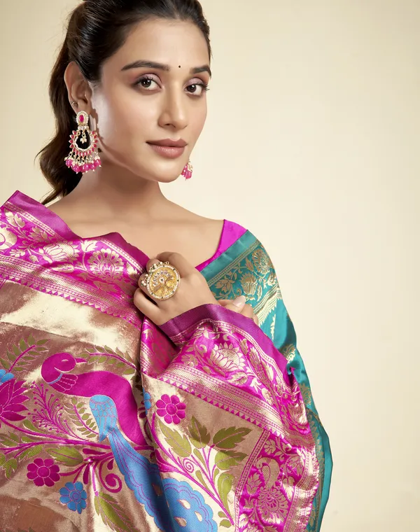 Teal_Elegant_Silk_Blend_Paithani_Saree_With_Unstitched_Blouse_Piece