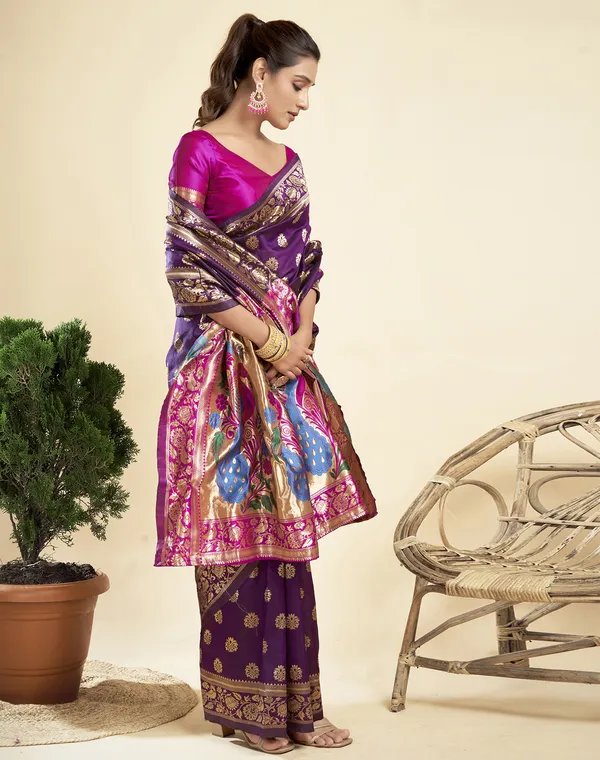 Wine_Elegant_Silk_Blend_Paithani_Saree_With_Unstitched_Blouse_Piece