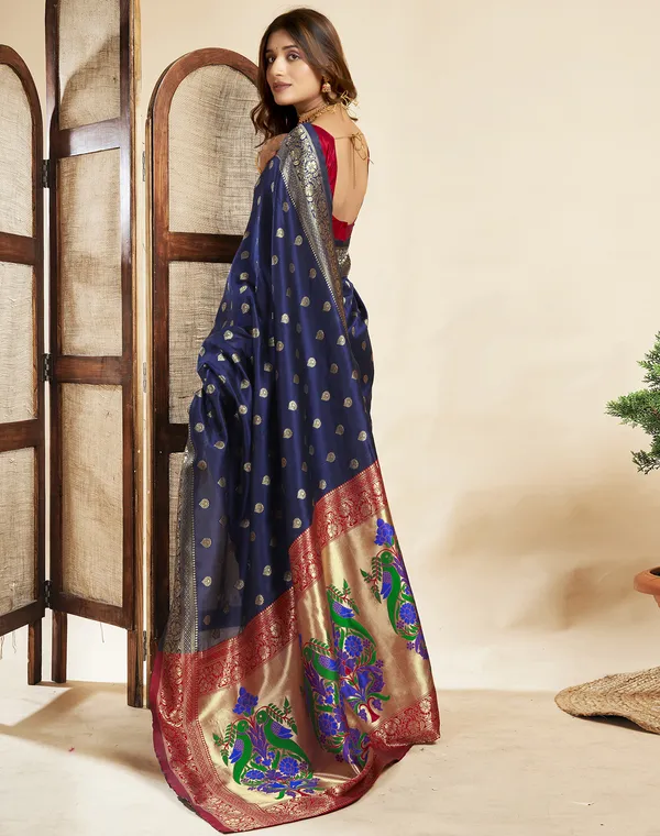 Navy_Blue_Luxurious_Silk_Blend_Paithani_Saree_With_Unstitched_Blouse_Piece